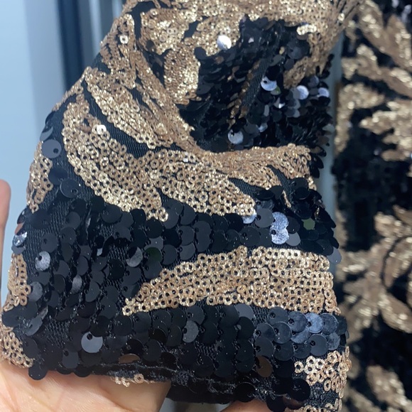 Evening dress - Picture 3 of 6